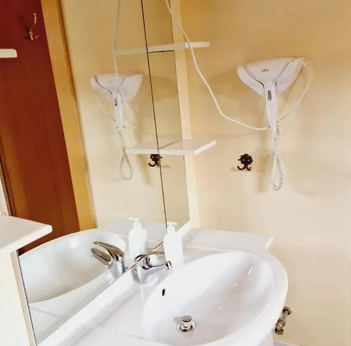 Gasthof Dorfschenke Мини-отель 3*